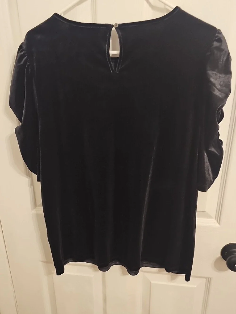 LOFT Black Velvet Puff Sleeve Blouse